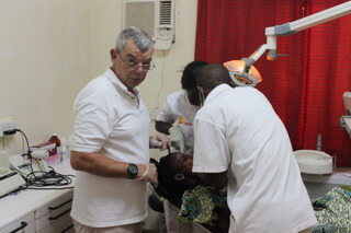 Zahnaerzte_ohne_Grenzen Zahnaerzte_ohne_Grenzen