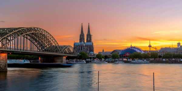 Stellenangebote für Zahnarzt in Köln